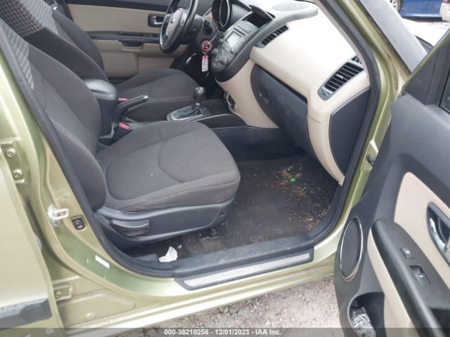 Photo 4 VIN: KNDJT2A66D7507640 - KIA SOUL 