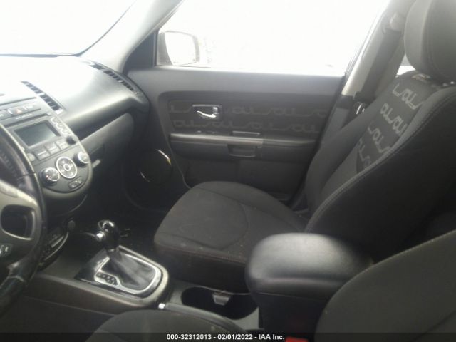 Photo 4 VIN: KNDJT2A66D7538368 - KIA SOUL 