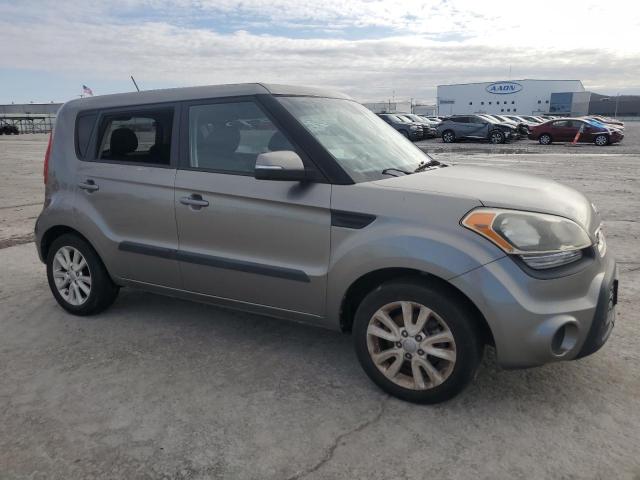 Photo 3 VIN: KNDJT2A66D7541142 - KIA SOUL + 