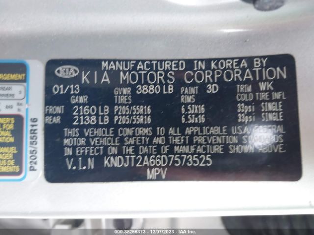 Photo 8 VIN: KNDJT2A66D7573525 - KIA SOUL 