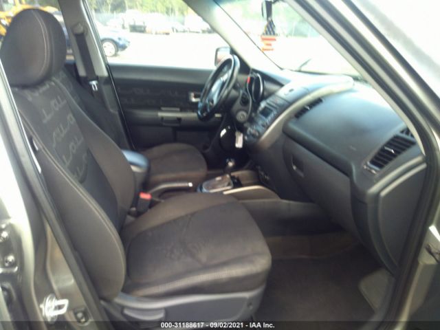 Photo 4 VIN: KNDJT2A66D7583858 - KIA SOUL 