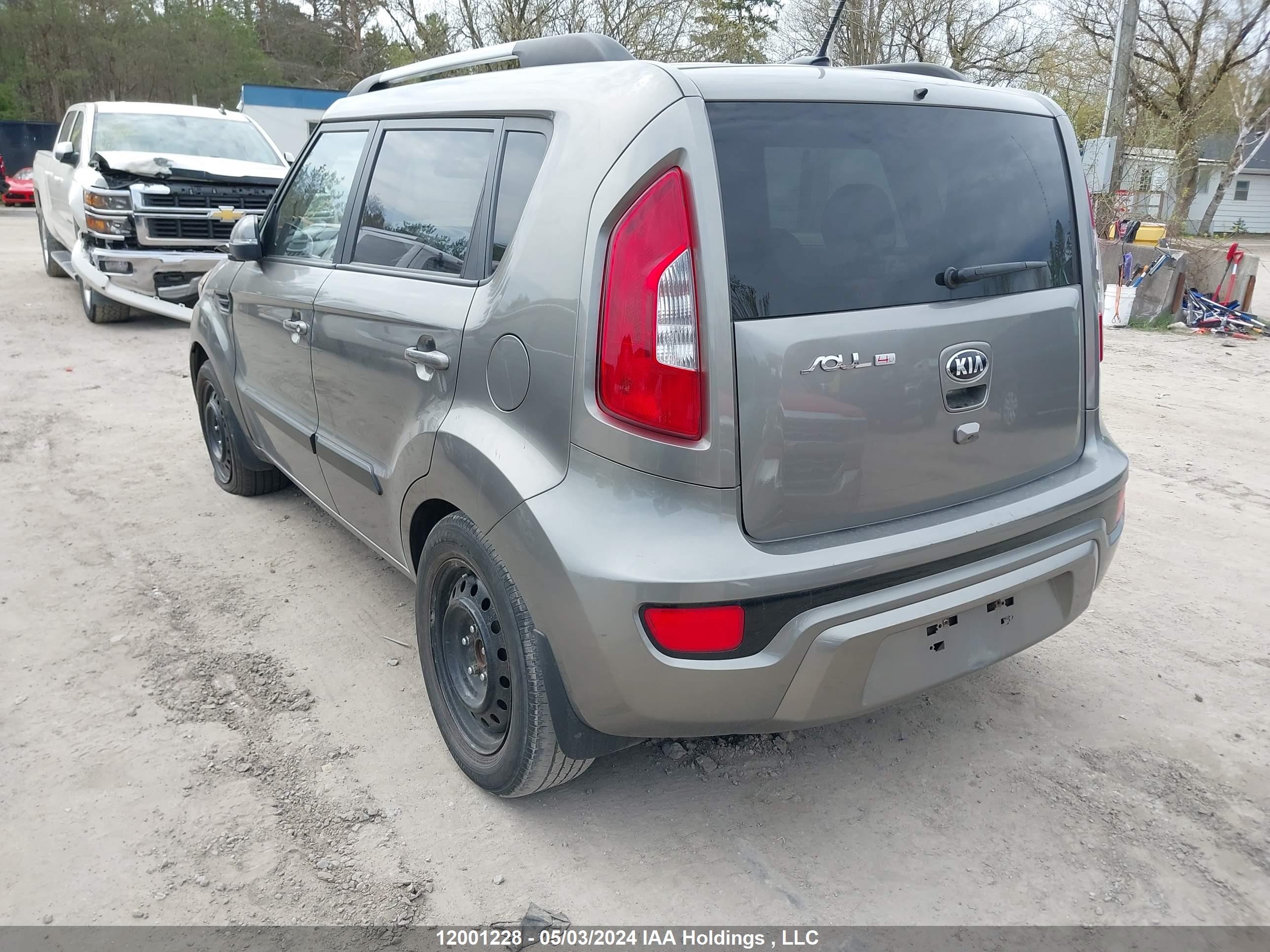 Photo 2 VIN: KNDJT2A66D7602344 - KIA SOUL 