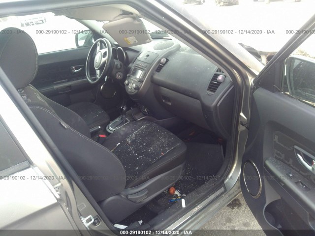 Photo 4 VIN: KNDJT2A66D7617605 - KIA SOUL 