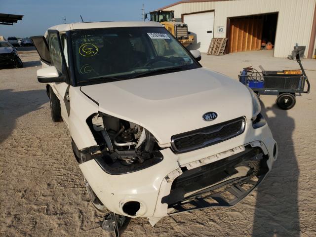 Photo 8 VIN: KNDJT2A66D7755631 - KIA SOUL + 