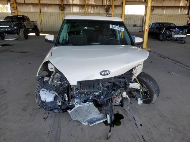 Photo 4 VIN: KNDJT2A66D7777533 - KIA SOUL + 