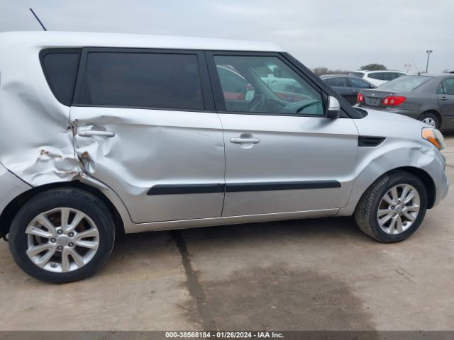 Photo 5 VIN: KNDJT2A67D7483901 - KIA SOUL 