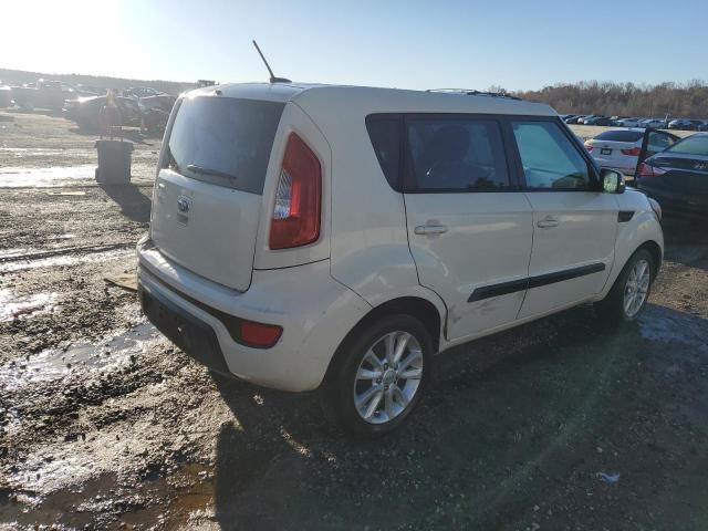 Photo 2 VIN: KNDJT2A67D7530618 - KIA SOUL + 