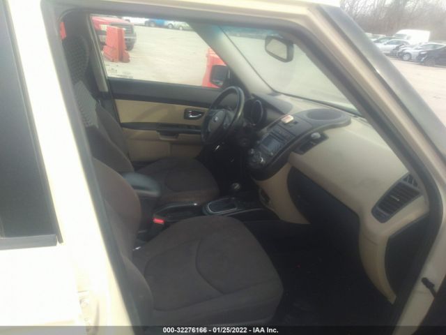 Photo 4 VIN: KNDJT2A67D7537455 - KIA SOUL 