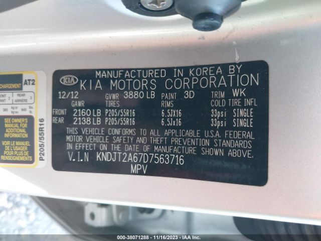 Photo 8 VIN: KNDJT2A67D7563716 - KIA SOUL 