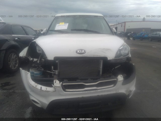 Photo 5 VIN: KNDJT2A67D7570665 - KIA SOUL 