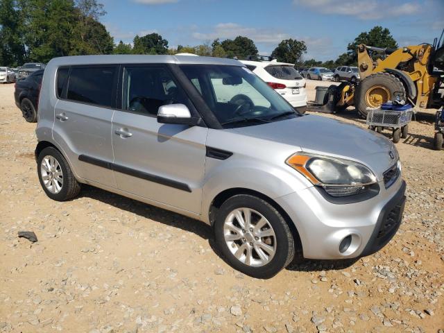 Photo 3 VIN: KNDJT2A67D7767738 - KIA SOUL + 