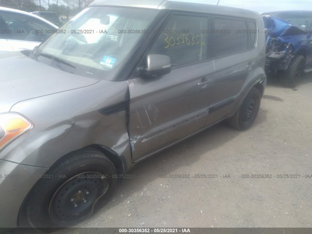 Photo 5 VIN: KNDJT2A68C7370084 - KIA SOUL 