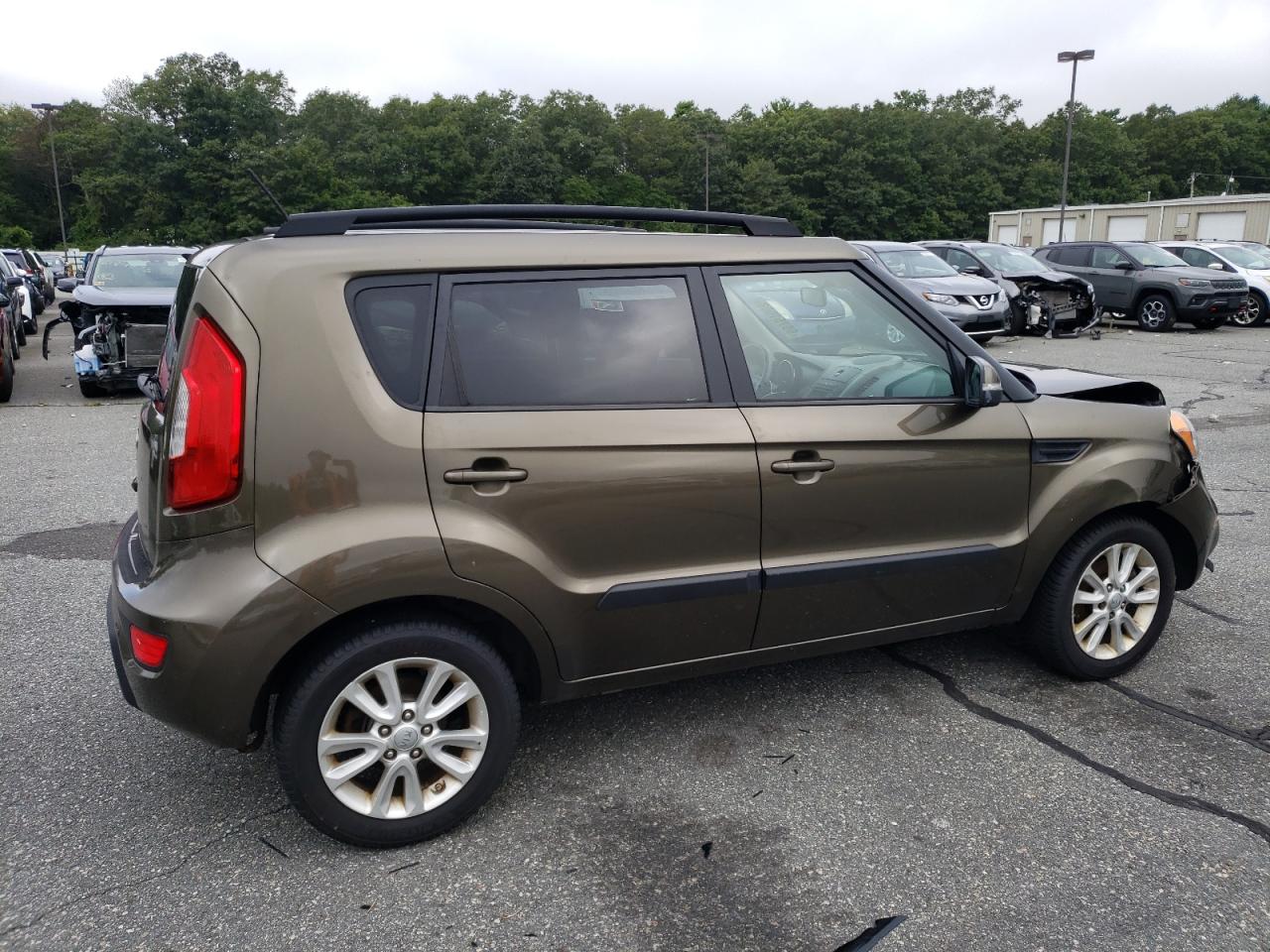 Photo 2 VIN: KNDJT2A68C7402032 - KIA SOUL 