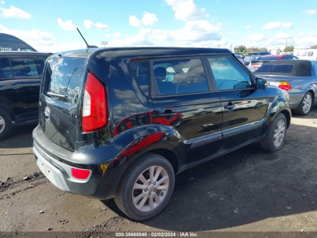 Photo 3 VIN: KNDJT2A68C7742569 - KIA SOUL 