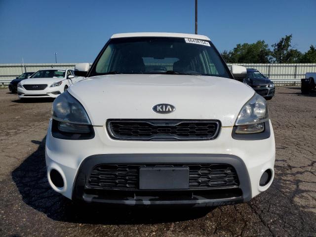 Photo 4 VIN: KNDJT2A68D7483339 - KIA SOUL + 