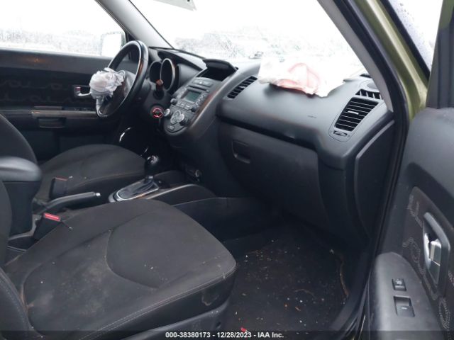 Photo 4 VIN: KNDJT2A68D7488914 - KIA SOUL 