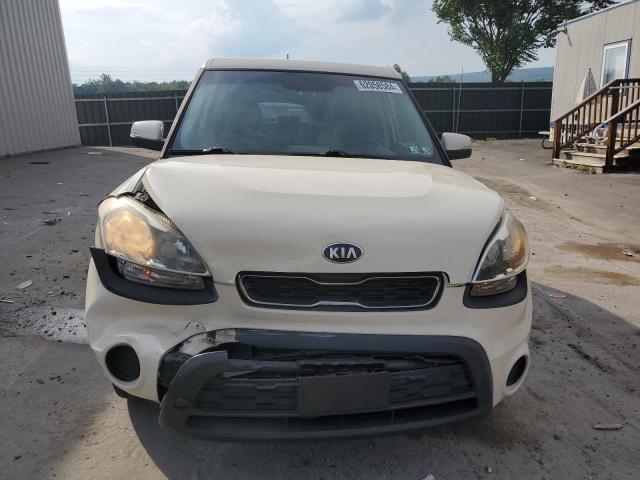 Photo 4 VIN: KNDJT2A68D7523189 - KIA SOUL 