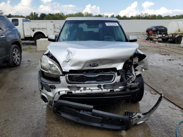 Photo 4 VIN: KNDJT2A68D7523533 - KIA SOUL 