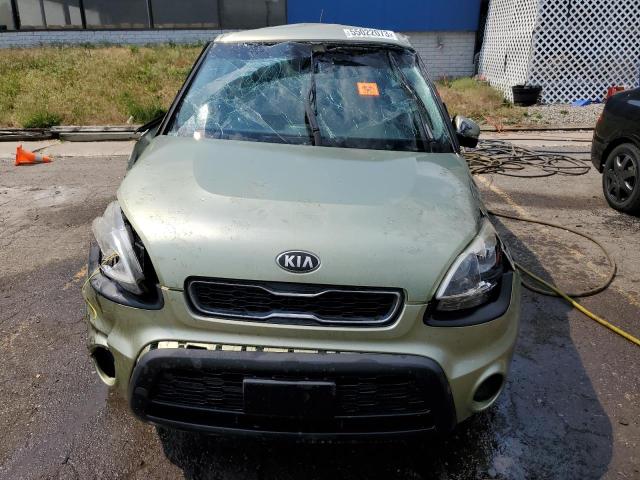 Photo 4 VIN: KNDJT2A68D7561960 - KIA SOUL 