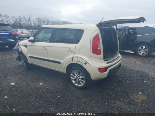 Photo 2 VIN: KNDJT2A68D7574496 - KIA SOUL 