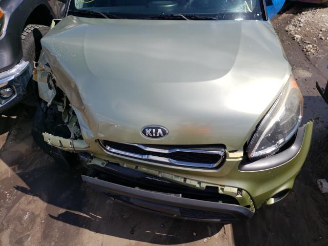 Photo 6 VIN: KNDJT2A68D7579584 - KIA SOUL 