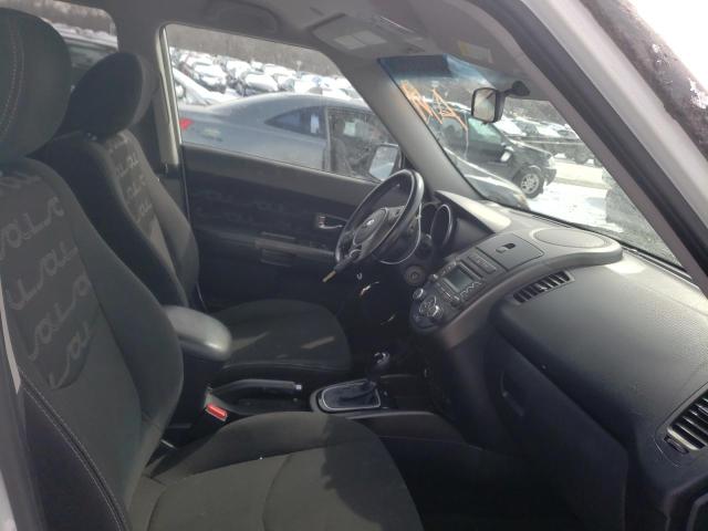 Photo 4 VIN: KNDJT2A68D7586874 - KIA SOUL + 