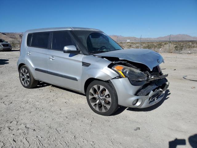 Photo 3 VIN: KNDJT2A68D7588415 - KIA SOUL 