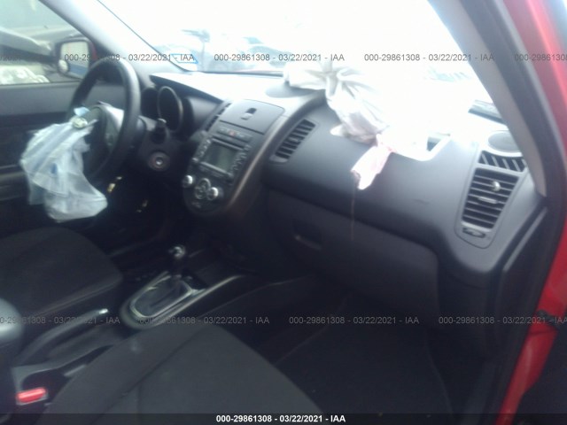 Photo 4 VIN: KNDJT2A68D7623745 - KIA SOUL 