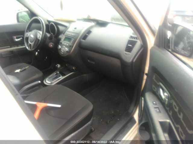 Photo 4 VIN: KNDJT2A68D7769093 - KIA SOUL 