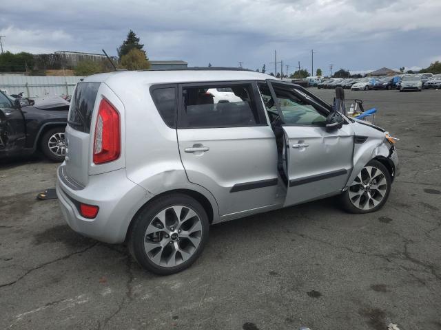 Photo 2 VIN: KNDJT2A68D7770714 - KIA SOUL + 