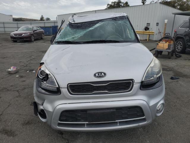 Photo 4 VIN: KNDJT2A68D7770714 - KIA SOUL + 