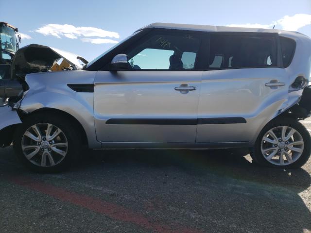 Photo 8 VIN: KNDJT2A69C7364715 - KIA SOUL + 