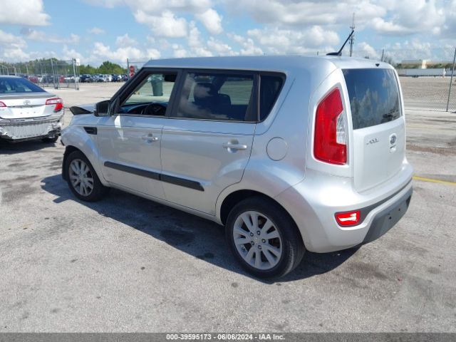 Photo 2 VIN: KNDJT2A69C7389209 - KIA SOUL 