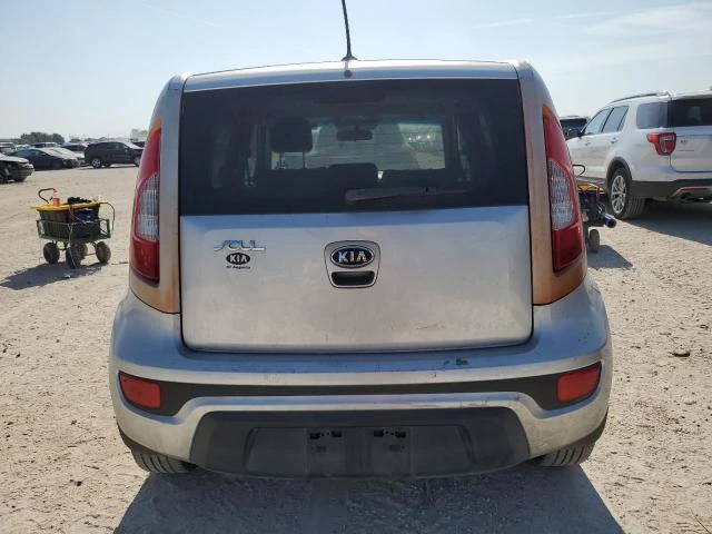 Photo 5 VIN: KNDJT2A69C7418191 - KIA SOUL + 