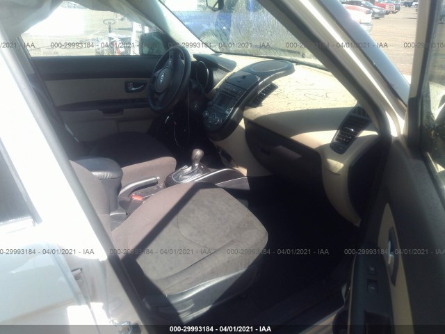 Photo 4 VIN: KNDJT2A69C7435864 - KIA SOUL 