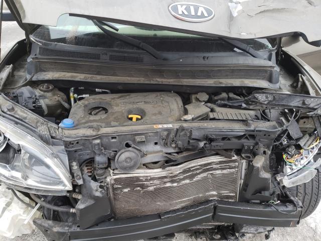 Photo 6 VIN: KNDJT2A69C7438425 - KIA SOUL + 