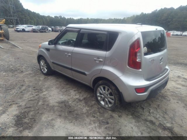 Photo 2 VIN: KNDJT2A69C7444774 - KIA SOUL 