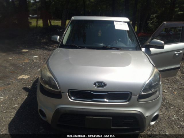 Photo 5 VIN: KNDJT2A69C7444774 - KIA SOUL 