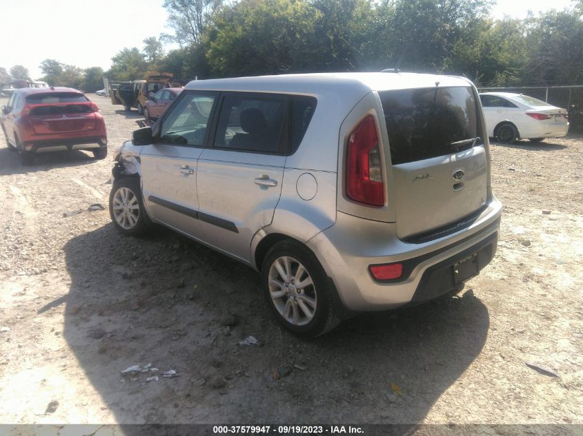 Photo 2 VIN: KNDJT2A69C7458058 - KIA SOUL 