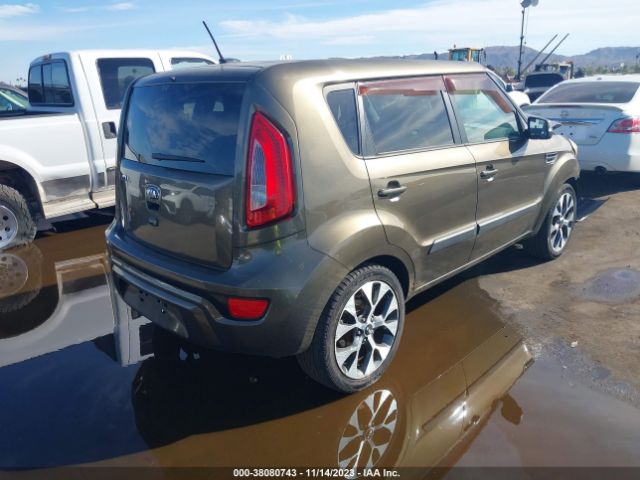 Photo 3 VIN: KNDJT2A69D7487299 - KIA SOUL 