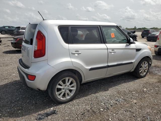 Photo 2 VIN: KNDJT2A69D7523668 - KIA SOUL 