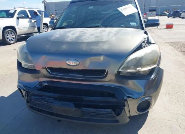 Photo 5 VIN: KNDJT2A69D7569484 - KIA SOUL 