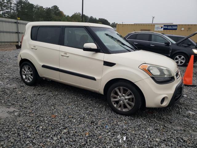 Photo 3 VIN: KNDJT2A69D7571932 - KIA SOUL + 