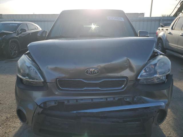 Photo 4 VIN: KNDJT2A69D7577424 - KIA SOUL 