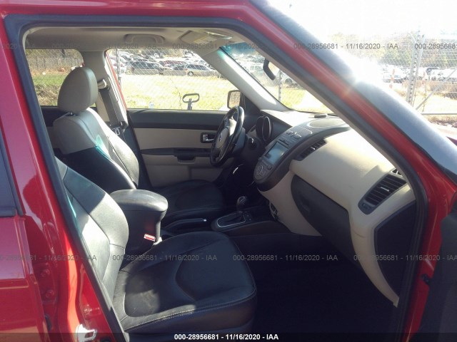 Photo 4 VIN: KNDJT2A69D7592408 - KIA SOUL 