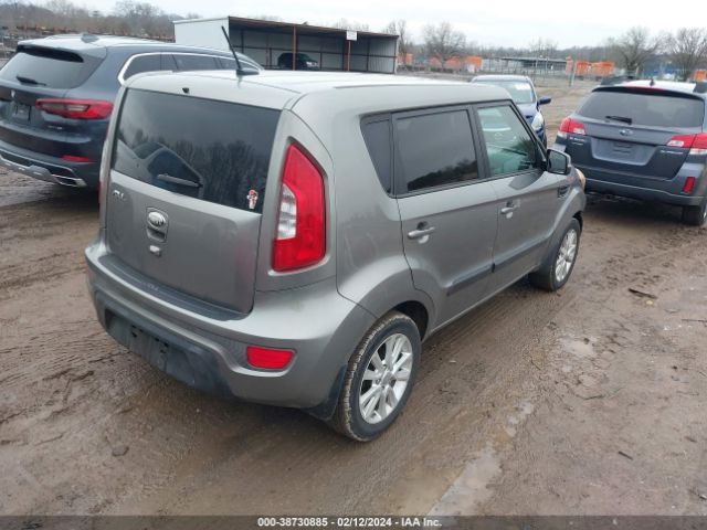 Photo 3 VIN: KNDJT2A69D7594014 - KIA SOUL 