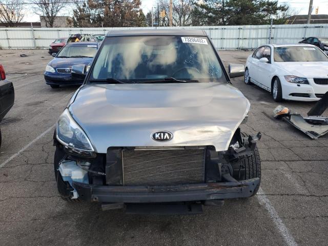 Photo 4 VIN: KNDJT2A69D7616366 - KIA SOUL + 