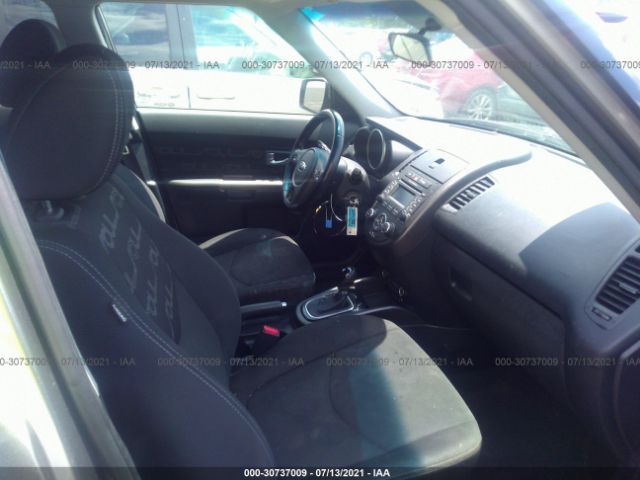 Photo 4 VIN: KNDJT2A69D7620725 - KIA SOUL 