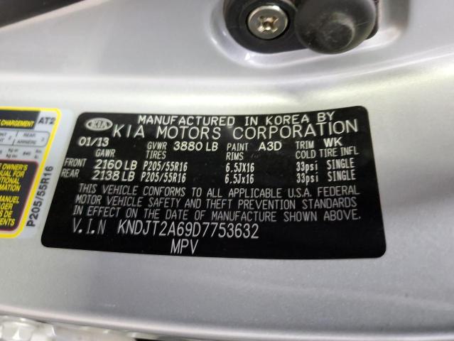 Photo 11 VIN: KNDJT2A69D7753632 - KIA SOUL + 