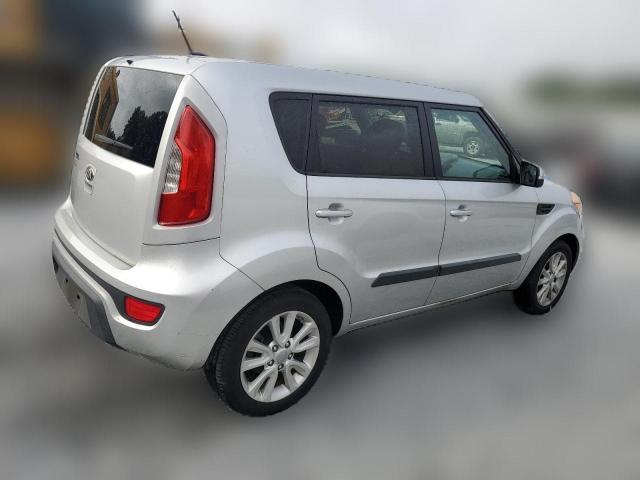 Photo 2 VIN: KNDJT2A69D7754098 - KIA SOUL 